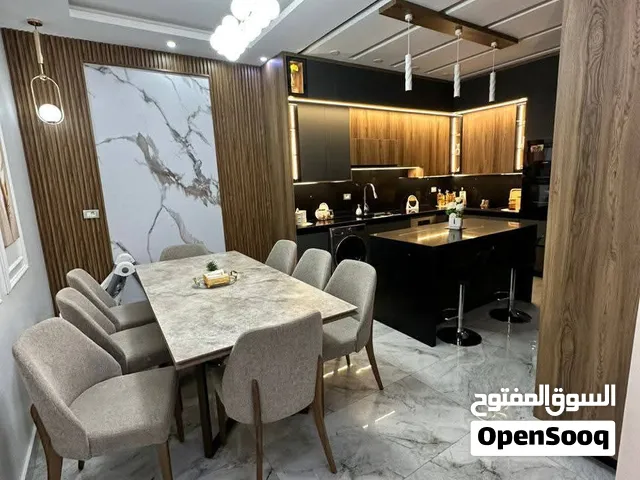 فيلا في السراج الزاد النافع للبيع vip بالاتات