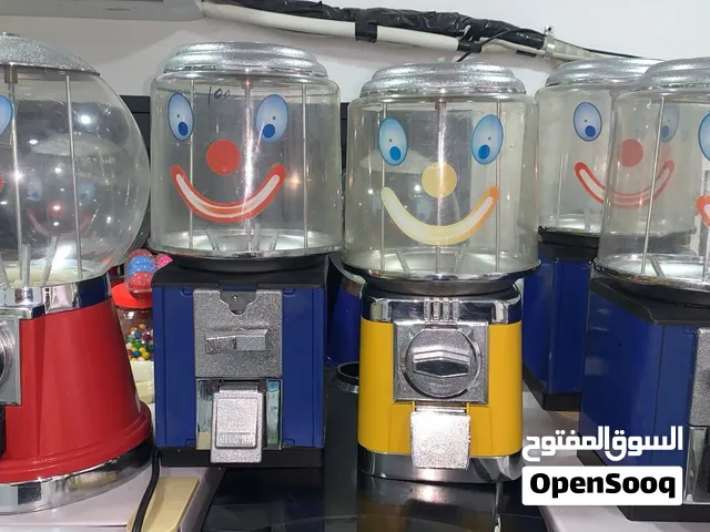 للبيع مكائن بيع كور العلكة