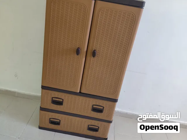 السلام عليكم ورحمة الله وبركاتة عندي هاي الخزانة للبيع استعمال خفيف سعر الشراء 34 سعر البيع 22 الموق
