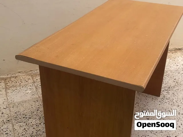 طاوله للبيع