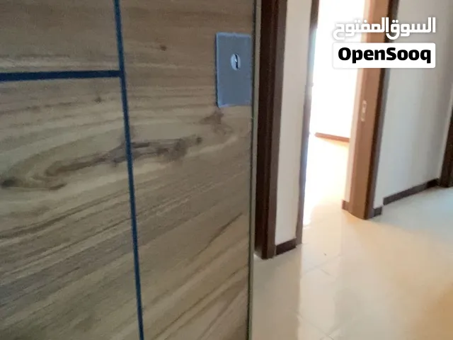 شقة في مجمع سعفة البصرة للبيع
