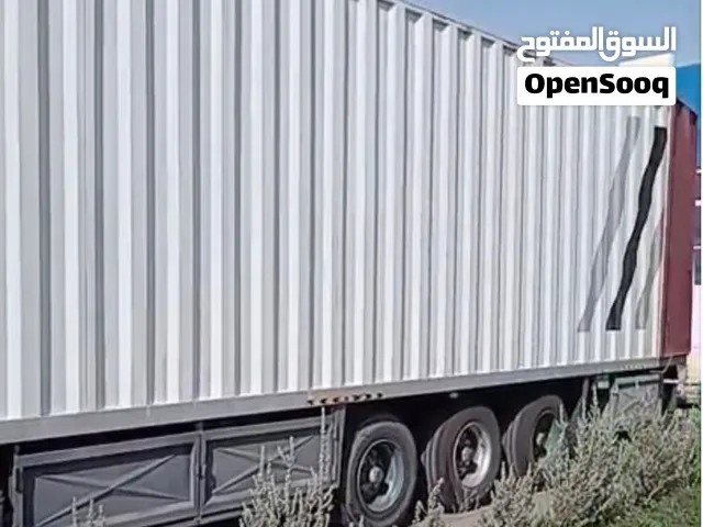 صندوق للبيع