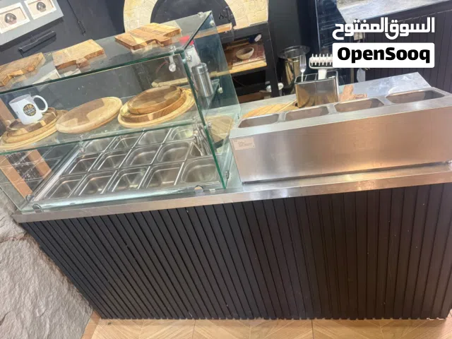 عدة مطعم جديدة