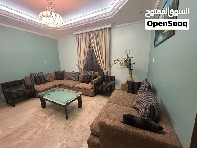 مجلس متكامل من سيتي دبليو حالة ممتازة