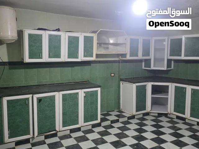 مطبخ لون مميز بسعر محترم