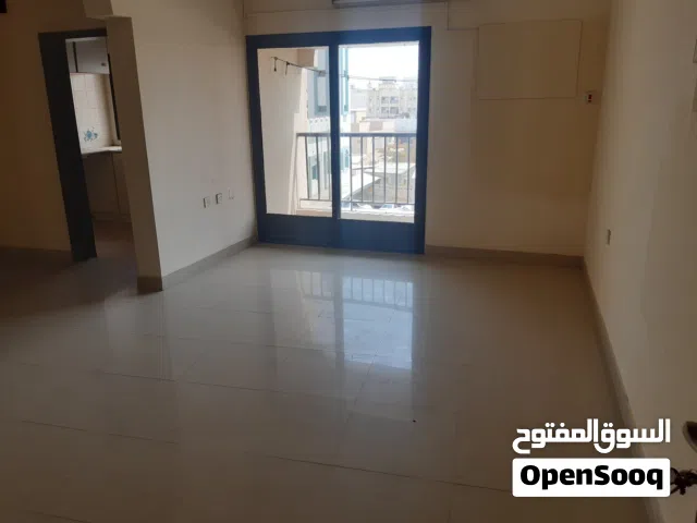 Nice clean flats Near Megamart Muharraq Market