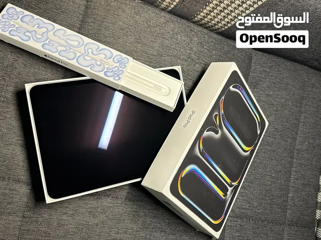 ايباد برو 11 انش 256 جيبي , معالج M5 ، مع قلم ابل برو