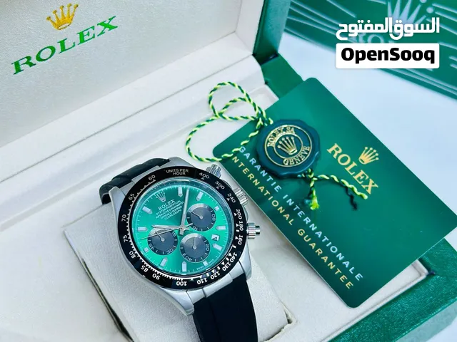 Rolex-style Chronograph Wristwatch with Black Dial and Rubber Strap