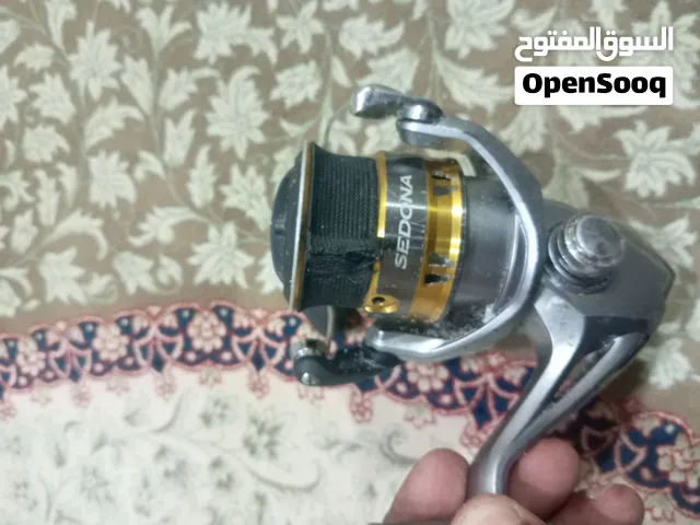 صناره صيد مع مكينه وخيط بحاله جيده