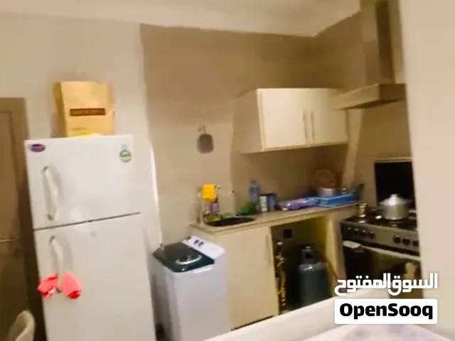 عفش للبيع شبه جديد بل سالمية تواصل