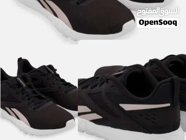 بيعه سريعه اقل من ربع السعر احذيه جديده في منها بالبوكس اصلي ماركات
