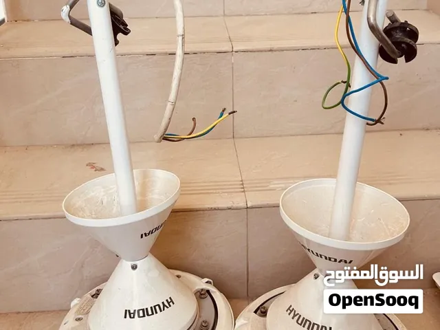 للبيع مراوح سقف مستخدمة وشغالة (كاملة مع الأجنحة):