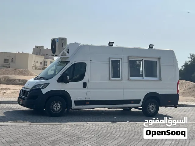 كرفان / سيارة فود ترك