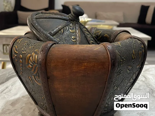 مضيفة خشب وجلد انتيك صناعة يدوية