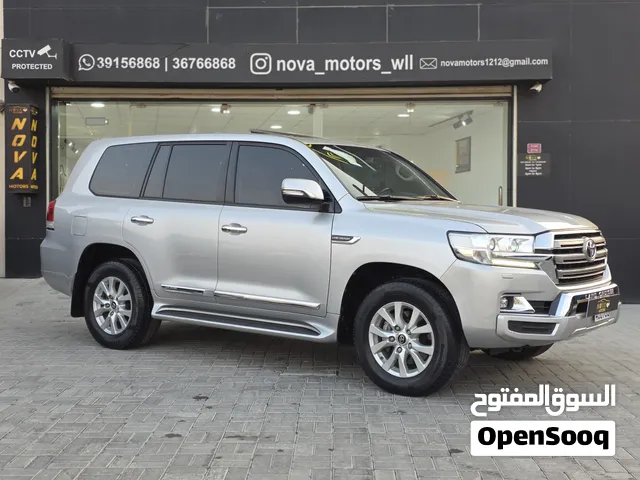 2021 Toyota Land Cruiser GXR V6