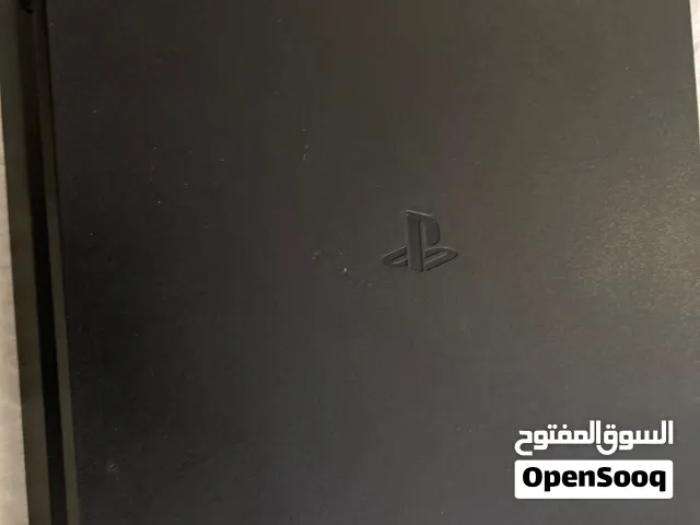 بليستيشن 4نضيفه جدان
