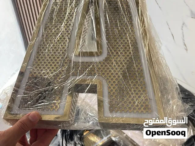 شاشة عرض LED، لافتات ثلاثية الأبعاد، فليكس وصندوق إضاءة وملصقات.