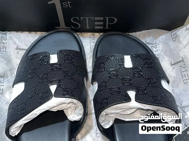 Black Designer-Style Slides – Size 40