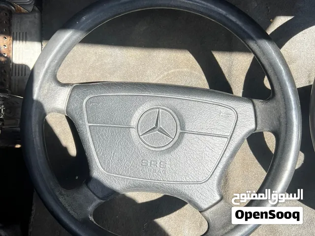 طارة مرسيدس نظيفة
