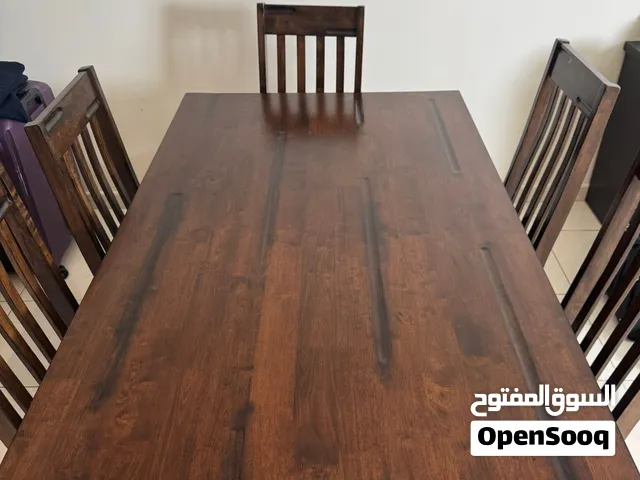 طاولة سفره مع 6 كراسي