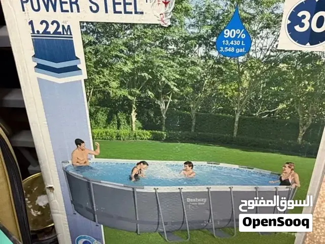 مسبح شبه جديد