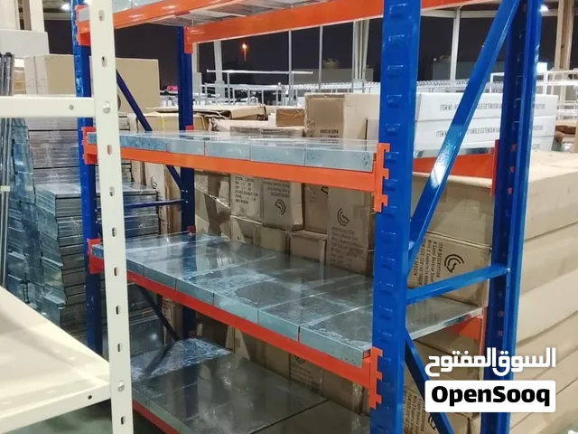ارفف تخزين معدني