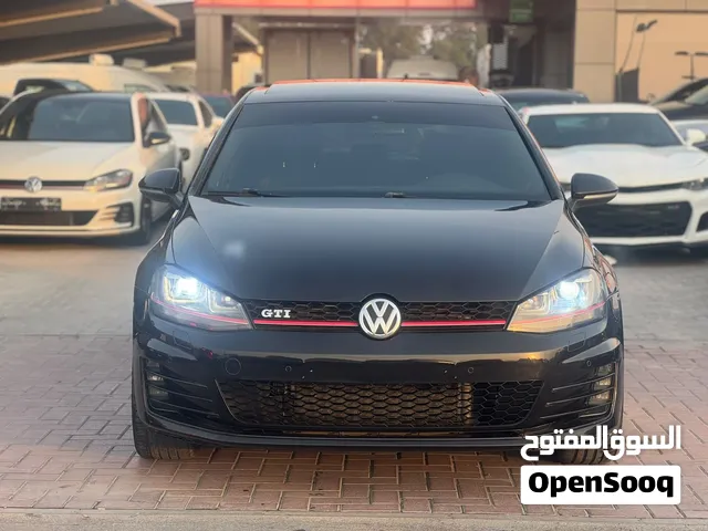 غولف GTI 2015 خليجي فل اوبشن بحالة ممتازة جاهزة للتسجيل