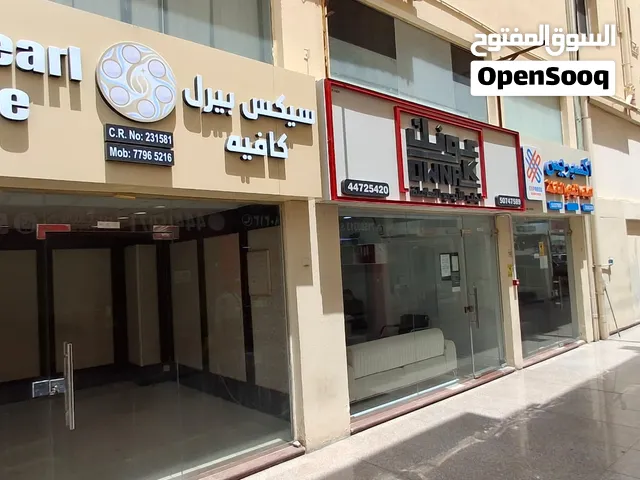 للإيجار محلات ومكاتب بالغرافه داخل سوق تجاري كبير يصلح لجميع الأنشطة التجارية