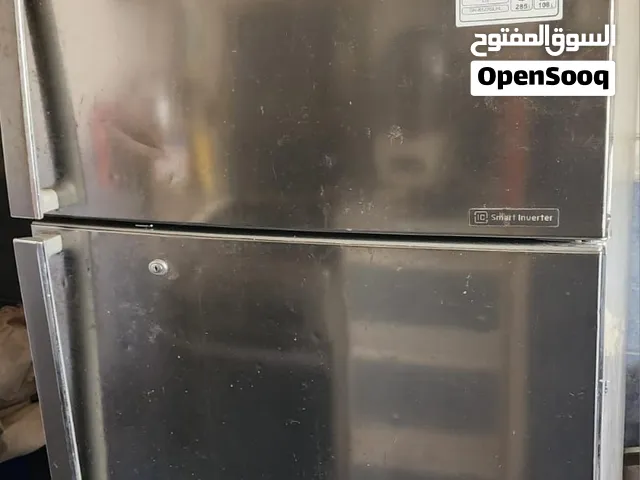 للبيع ثلاجة LG بحالة جيدة جداً