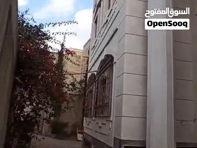 فله مفروش فرش جديد للايجار دورين وبدروم جوار الجامعه اللبنانيه