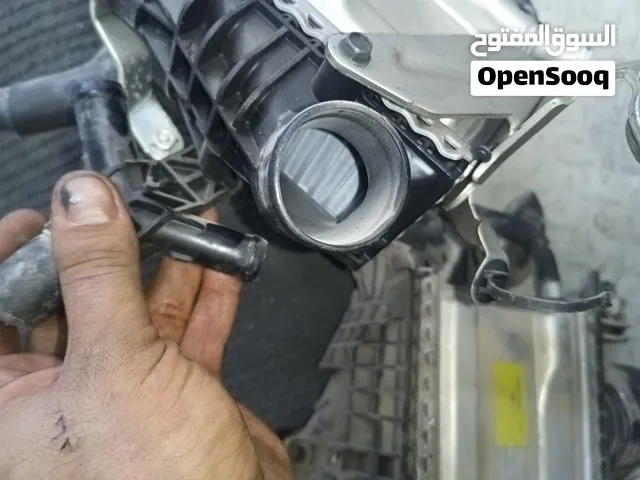 Infiniti q50 turbo cylinder head left/right