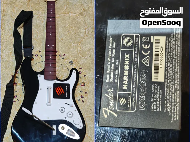 للبيع قيتار لل اكس بوكس ون نظيف جدا ناقص بس قطعة الوايرلس