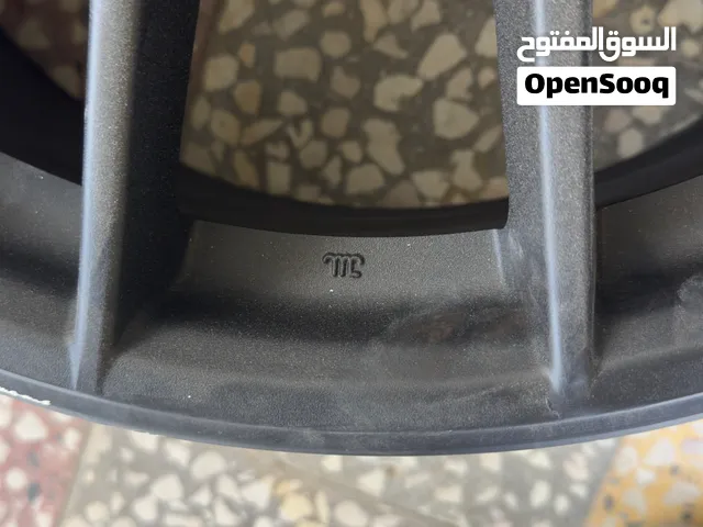 للبيع ثلاث رنجات أفلون أو كامري TRD ( 3)رنجات فقط للبيع رنج كامري xse رنجه واحده فقط وتم تصليحها