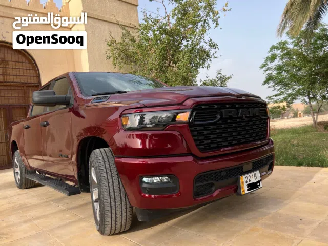 بدون ايرباكRam 2025 دوج رام الشكل الجيد