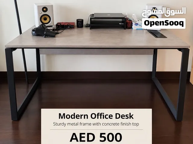 Sturdy office desk