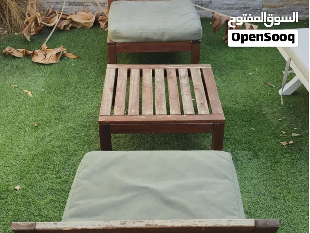كرسين و طاولة للحديقة