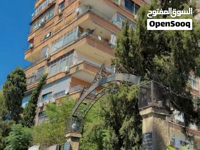 للإيجار شقة على كورنيش التجارة مقابل مركز السابع من نيسان