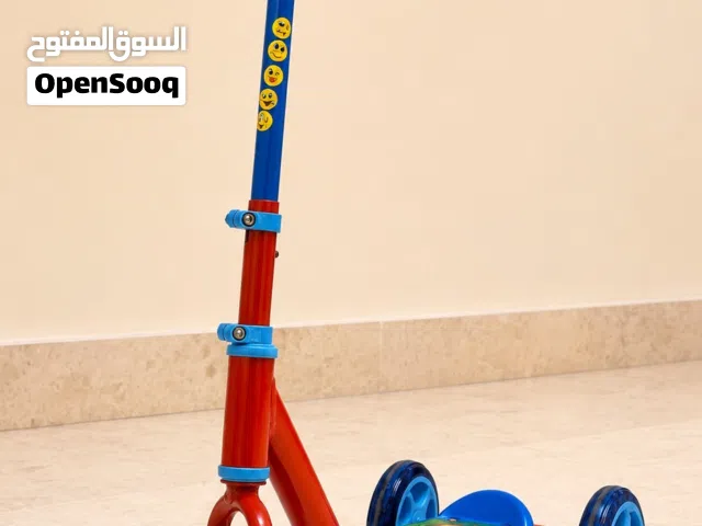 Smoby 3-Wheel Kids Scooter