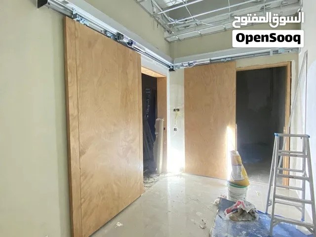 أبواب فوتوسيل أوتوماتيك – لمسة عصرية لكل مدخل  هل تبحث عن مدخل أنيق وعملي؟ نوفر لك أبواب فوتوسيل