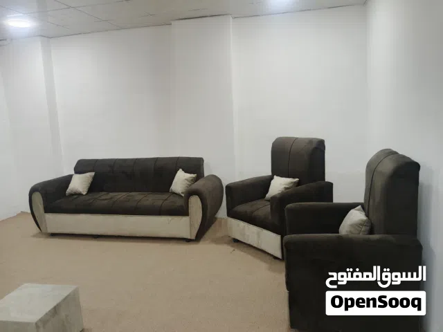 شقة شبه ارضي مفروشة للايجار مرج الحمام خلف بنك الاسكان مباشرة غرفتين وصالون ومكيفات كاملة الاجهزة ال