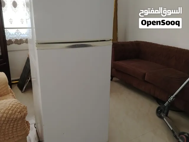 أثاث مستعمل