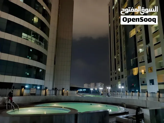 شقة غرفة وصالة للإيجار السنوي في أبراج الأورينت – عجمان  إطلالة رائعة على الخور