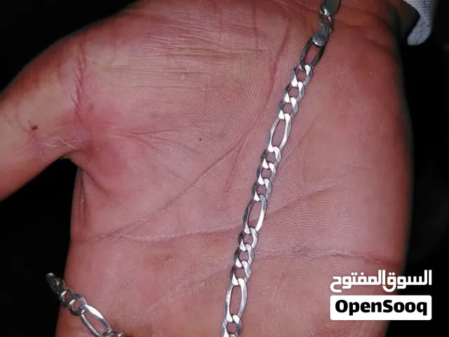 سوارة فضه قصه جديده وكاله. مش مستعمله  مافي توصيل