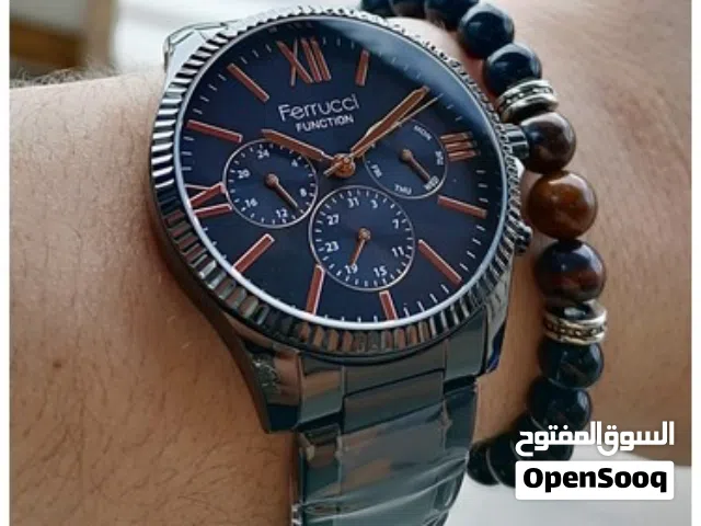 ساعة جميلة عقارب أنيقة