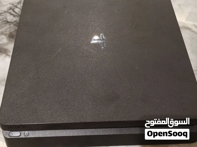 Playstation 4 slim