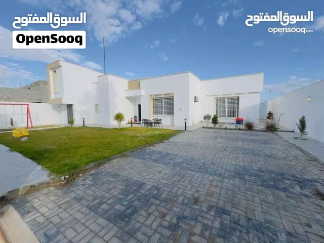 استراحة جوري راقية بالمسبح للاجار اليومي (عائلات فقط ) ساحلي طمينة مقابل محطة وقود الزيداني