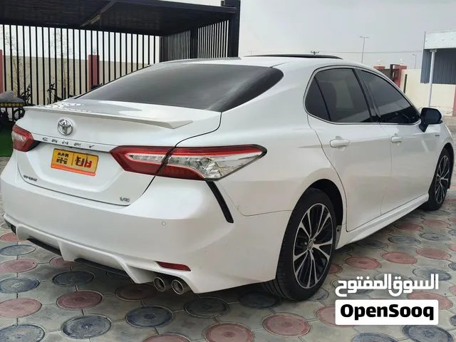تويوتا كامري جراند سبورت 6 سلندر خليجي نظيف بحالة الوكالة بدون حوادث