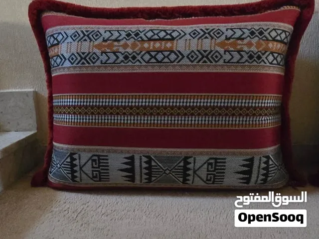 تكي ( مخدات) أرضيه