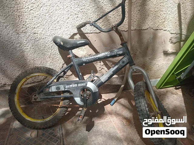 أربعة دراجات  أطفال