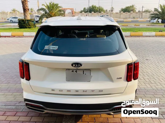 Used Kia Sorento in Babylon